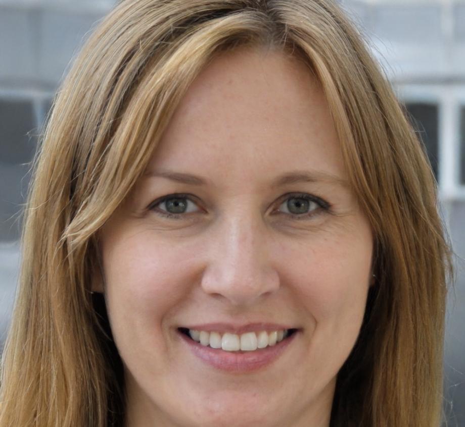 Senior developer with expertise in database design and backend systems